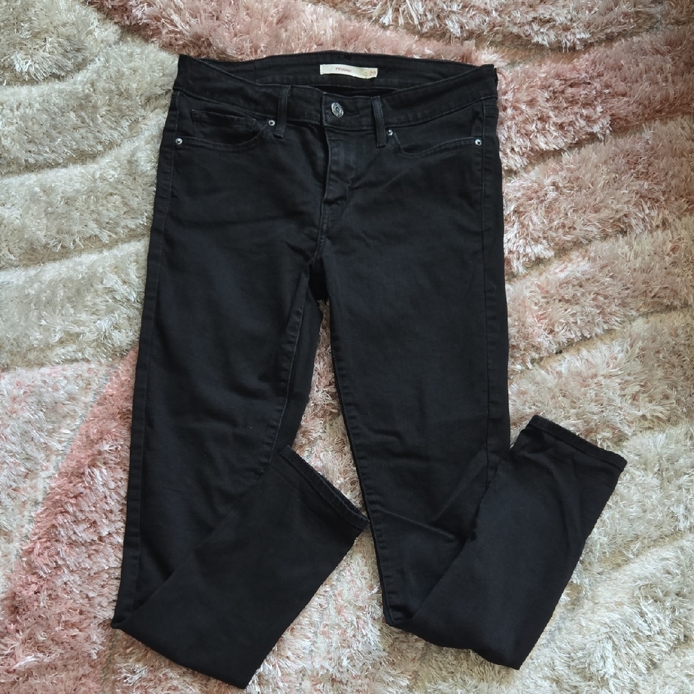 Levis 711 Skinny Jeans